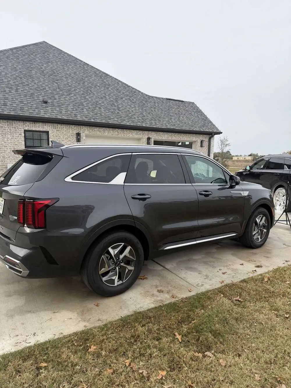 Gray Kia Sorento exterior detail by Kurtz Auto Detailing in Bryan-College Station TX